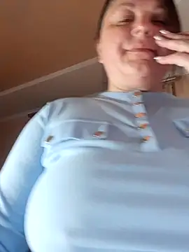 Snapshot of Dear_Natalia chatting on May 18, 2026, 3:24 am Dear Natalia online show from May 18, 2026, 3:24 am