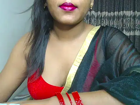 Snapshot of VelvetCoupleLive chatting on June 30, 2026, 3:57 pm VelvetCoupleLive online show from June 30, 2026, 3:57 pm
