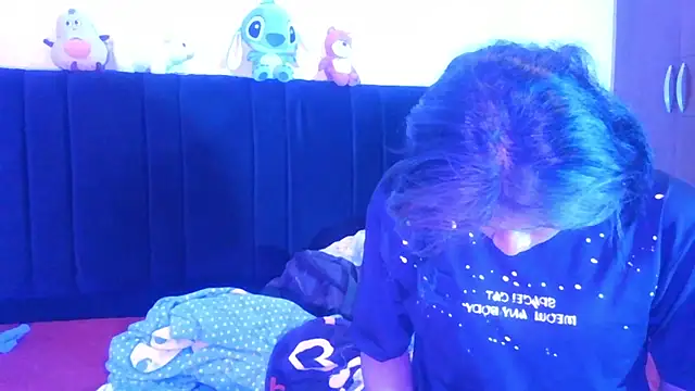 Leilany sexy online show from April 14, 2026, 1:11 am