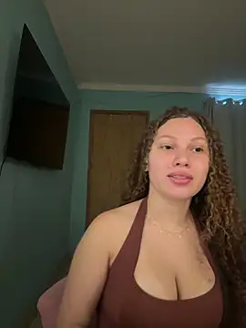 Snapshot of sophiiahot chatting on May 26, 2026, 4:25 pm sophiiahot online show from May 26, 2026, 4:25 pm