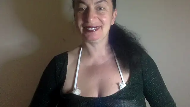 Lizzaa80 online show from June 11, 2026, 6:17 pm