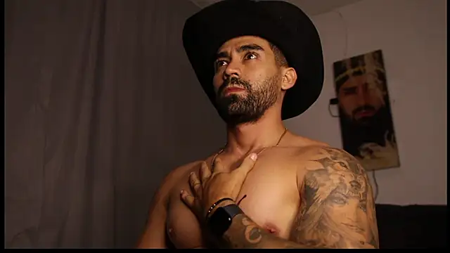 Snapshot of miike_smit chatting on April 14, 2026, 3:34 am miike smit online show from April 14, 2026, 3:34 am