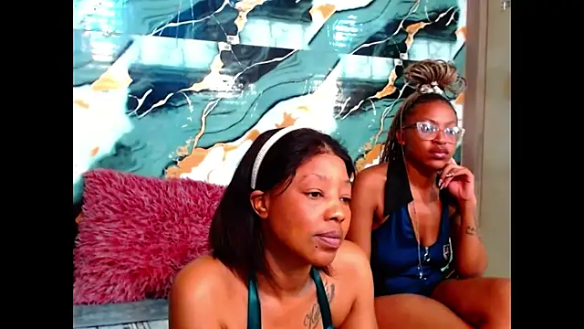 Snapshot of choclatelips_xxx chatting on June 19, 2026, 9:35 am choclatelips xxx online show from June 19, 2026, 9:35 am