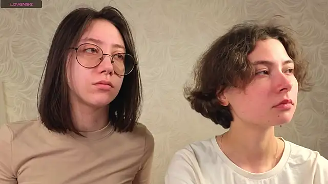 AllisonKierce online show from May 17, 2026, 3:04 am