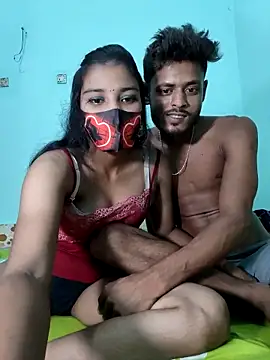 Hot-Couple4 online show from May 6, 2026, 3:50 pm