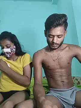 Hot-Couple4 online show from May 20, 2026, 6:58 pm
