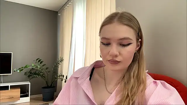 PlasaRima online show from May 28, 2026, 1:36 am