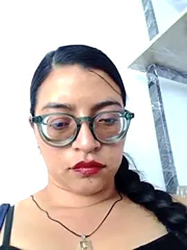 Snapshot of SOFI__10 chatting on April 19, 2026, 6:10 pm SOFI 10 online show from April 19, 2026, 6:10 pm