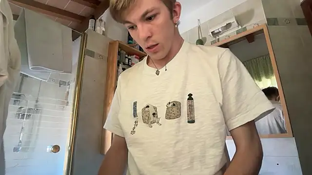 Patatino69 online show from June 13, 2026, 2:59 pm