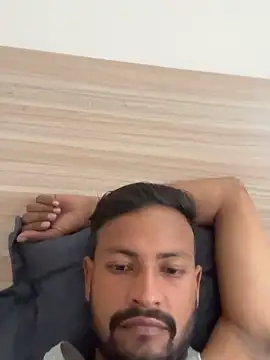 Snapshot of newdelhiBOY_ chatting on June 14, 2026, 7:10 am newdelhiBOY online show from June 14, 2026, 7:10 am