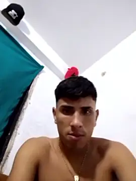 HotAxelBadboy1 online show from April 30, 2026, 7:47 am