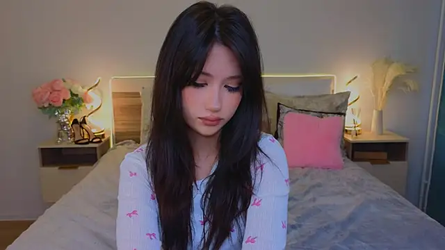 Snapshot of BrianaSteels chatting on April 29, 2026, 6:28 am BrianaSteels online show from April 29, 2026, 6:28 am
