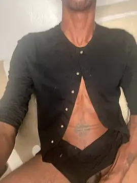 Mrhandsomeazz online show from April 11, 2026, 2:43 pm