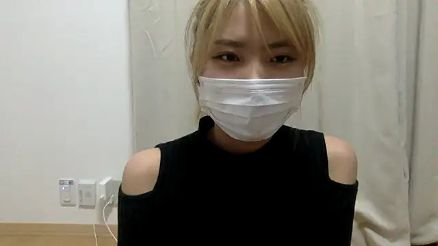  Misa misako  online show from April 25, 2026, 11:35 am