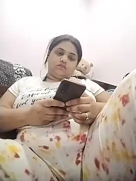 Snapshot of hotsilk21 chatting on June 9, 2026, 7:53 am hotsilk21 online show from June 9, 2026, 7:53 am