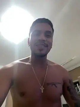 Hotberryofc online show from April 12, 2026, 12:04 am