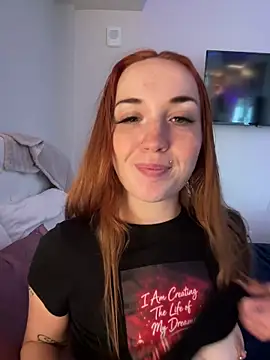 Sapphirelustxo online show from April 28, 2026, 7:41 pm