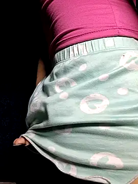 Izaurat online show from April 11, 2026, 9:57 am