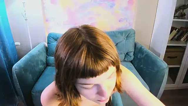 kira naughtly online show from May 22, 2026, 11:27 am