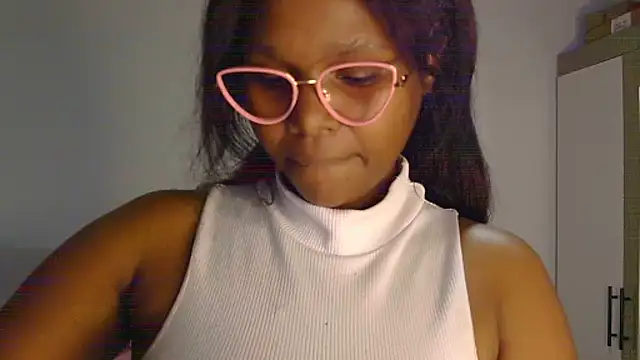 Snapshot of Darrkdeeva669 chatting on July 2, 2026, 4:13 pm Darrkdeeva669 online show from July 2, 2026, 4:13 pm
