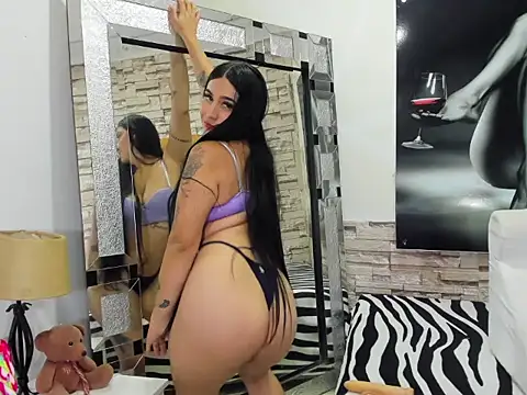 SamiBigAss online show from April 15, 2026, 2:24 pm