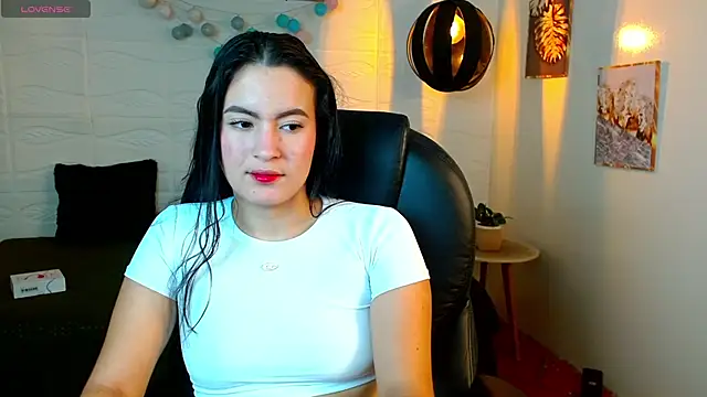 Snapshot of rosaleia_ chatting on June 2, 2026, 4:25 am rosaleia online show from June 2, 2026, 4:25 am