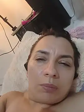 Sofia Mature  online show from May 31, 2026, 6:09 pm