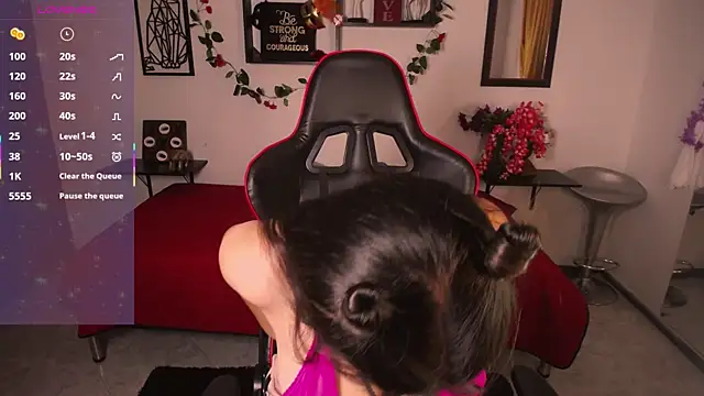 milu1220  online show from April 14, 2026, 4:02 pm