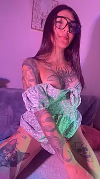 GigixXxOS online show from May 24, 2026, 11:32 pm