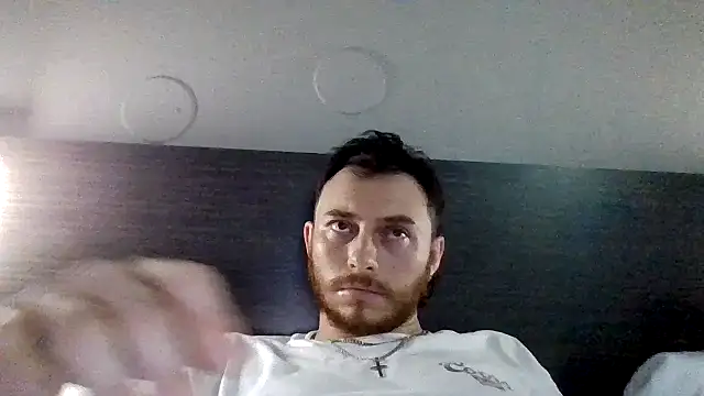 tallhungcloudzz online show from April 25, 2026, 1:41 pm