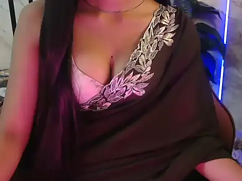 shreya    online show from May 13, 2026, 6:22 am