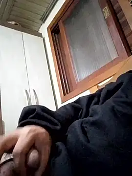 Linfyre online show from April 22, 2026, 10:44 pm