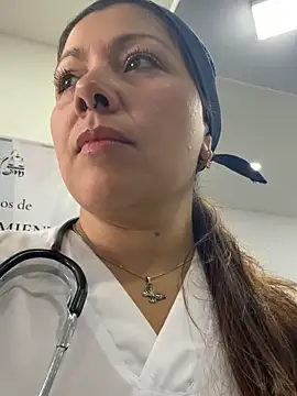 Snapshot of SARA_21- chatting on April 14, 2026, 2:01 pm SARA 21- online show from April 14, 2026, 2:01 pm