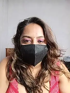 Suger Lips 99 online show from July 14, 2026, 4:56 pm