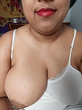 Suger Lips 99 online show from July 25, 2026, 3:20 pm