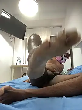 Turykyan online show from April 12, 2026, 1:05 pm