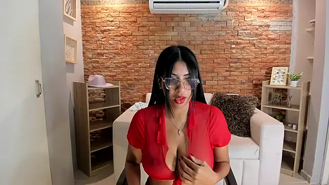 noa joness online show from July 20, 2026, 10:01 pm