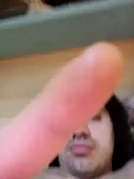 sangreal1996 online show from April 14, 2026, 9:21 pm