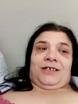 Snapshot of krystaldevil12 chatting on April 12, 2026, 2:55 pm krystaldevil12 online show from April 12, 2026, 2:55 pm