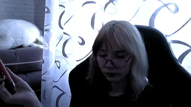 Vi Nika online show from April 15, 2026, 1:40 pm