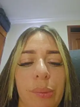 BriannaBunnyy online show from May 13, 2026, 5:16 am
