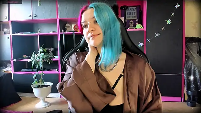 Neon Baddie online show from July 14, 2026, 8:08 am
