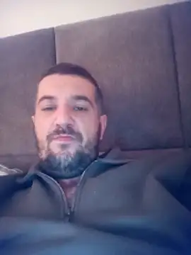 Snapshot of CrawlingHalacha chatting on April 13, 2026, 3:28 pm CrawlingHalacha online show from April 13, 2026, 3:28 pm