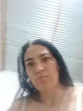 Snapshot of LuluDream chatting on May 26, 2026, 1:51 pm LuluDream online show from May 26, 2026, 1:51 pm