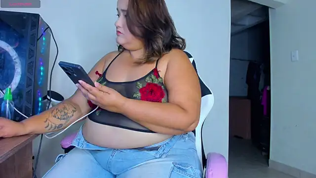 Snapshot of cellycanela_ chatting on June 2, 2026, 1:40 am cellycanela online show from June 2, 2026, 1:40 am
