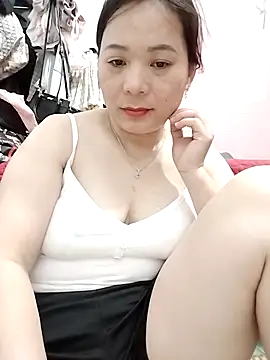 ManaMi-Amii online show from May 17, 2026, 12:12 pm