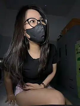 Snapshot of ZzyzyZ-009 chatting on May 15, 2026, 4:58 pm ZzyzyZ-009 online show from May 15, 2026, 4:58 pm