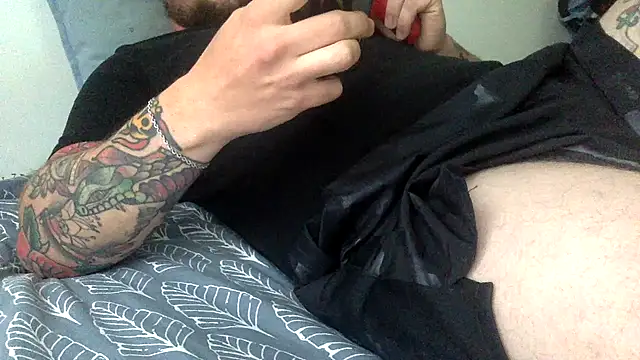 Snapshot of rollcharlie chatting on April 13, 2026, 3:28 pm rollcharlie online show from April 13, 2026, 3:28 pm