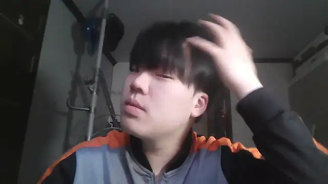 Snapshot of reogjdossw chatting on April 14, 2026, 6:08 am reogjdossw online show from April 14, 2026, 6:08 am