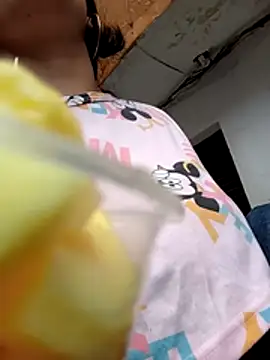 JohanitaRex2 online show from April 13, 2026, 7:19 pm